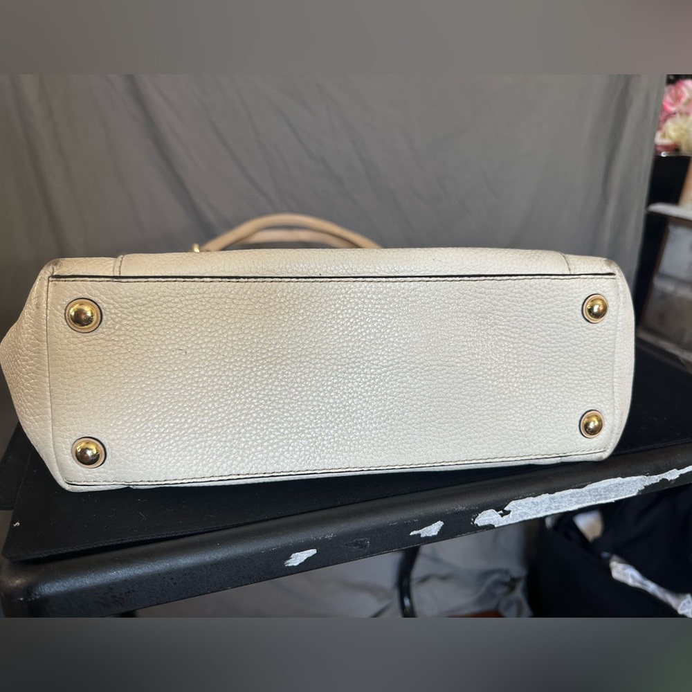 Michael Kors Creme Color Tote - Picture 9 of 10